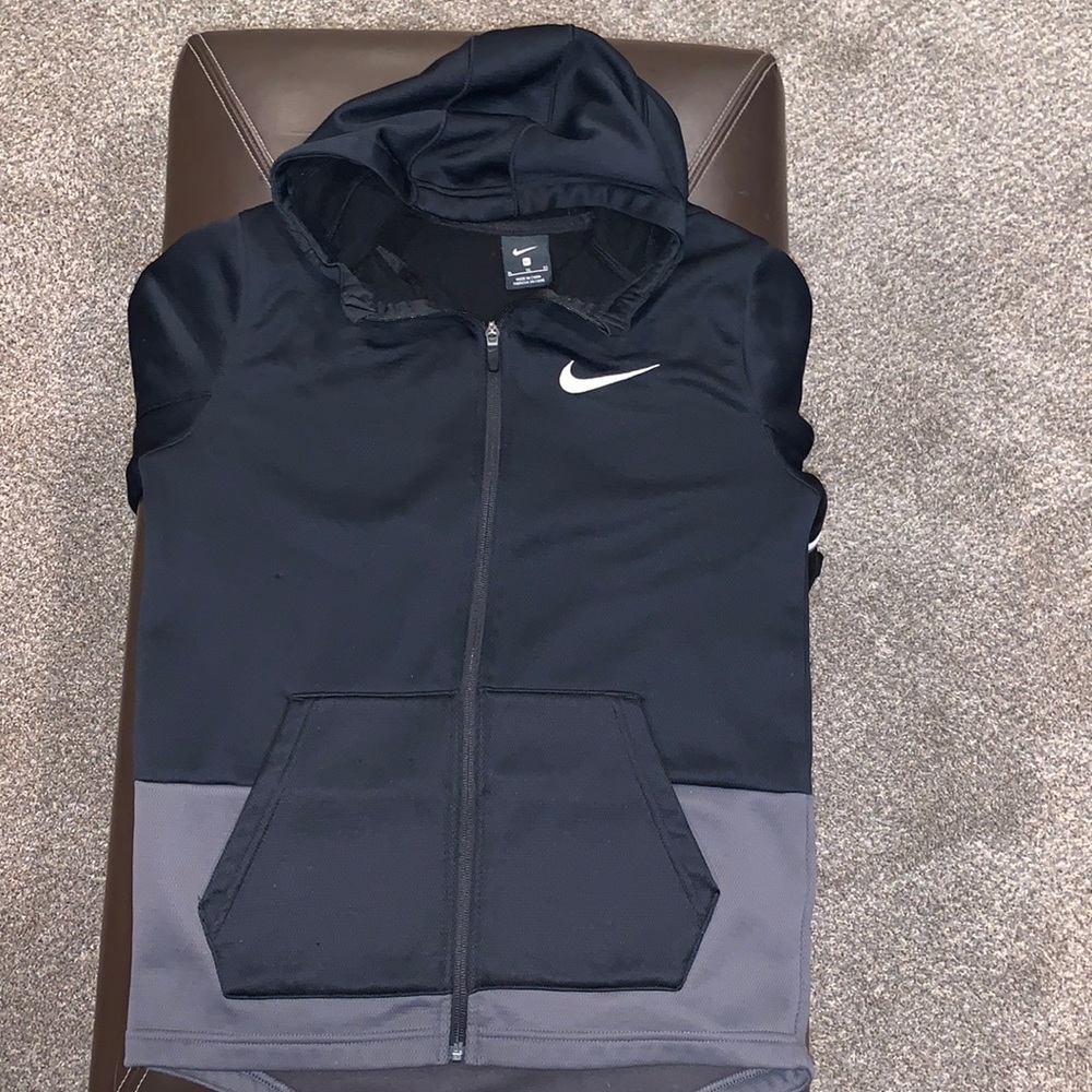 Nike Jacket / Youth XL